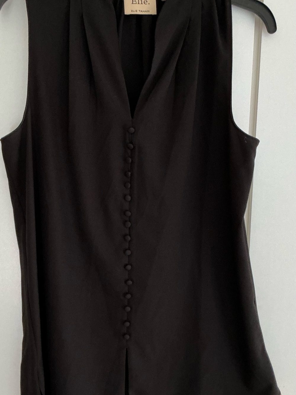 Elie Tahari Black Sleeveless Jersey Tank